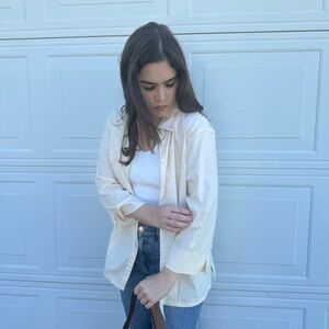 Liz Claiborne Light Yellow Button-Up Shirt